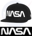 Czarna czapka z daszkiem NASA