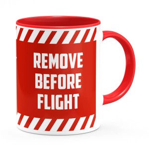 Czerwony kubek Remove Before Flight