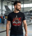 Koszulka TIGER DEMO TEAM na modelu mężczyzny stojącym bokiem