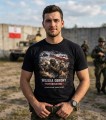 Koszulka WOT na modelu mężczyzny