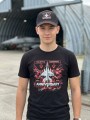 Czapka F-16 20 lat w Polsce na głowie młodego mężczyzny