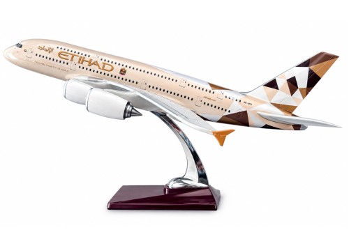 Etihad Airways widok z boku