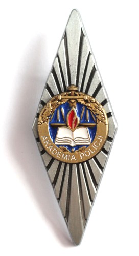 Absolwentka Akademia Policji w Szczytnie